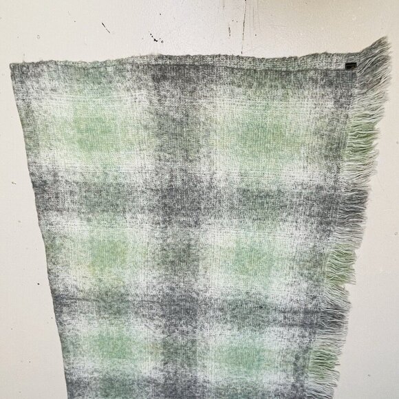 Korsyth of Edinburgh Royal Mile Wool 57.5 X 74 Throw Stadium Blanket Fringe - Picture 2 of 9